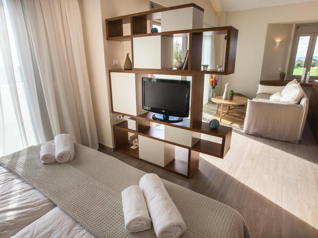 Abelia Luxurious Villas Finikounta Dış mekan fotoğraf