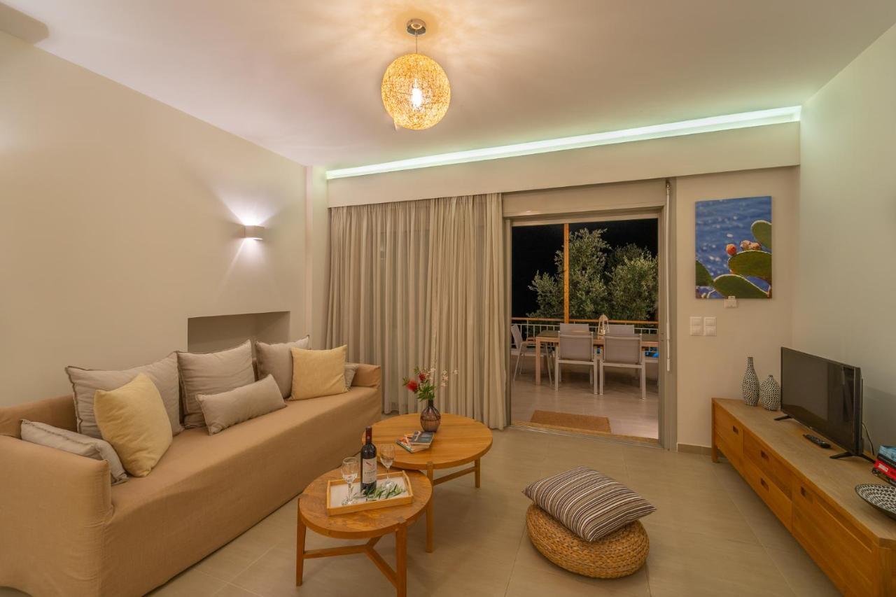 Abelia Luxurious Villas Finikounta Dış mekan fotoğraf