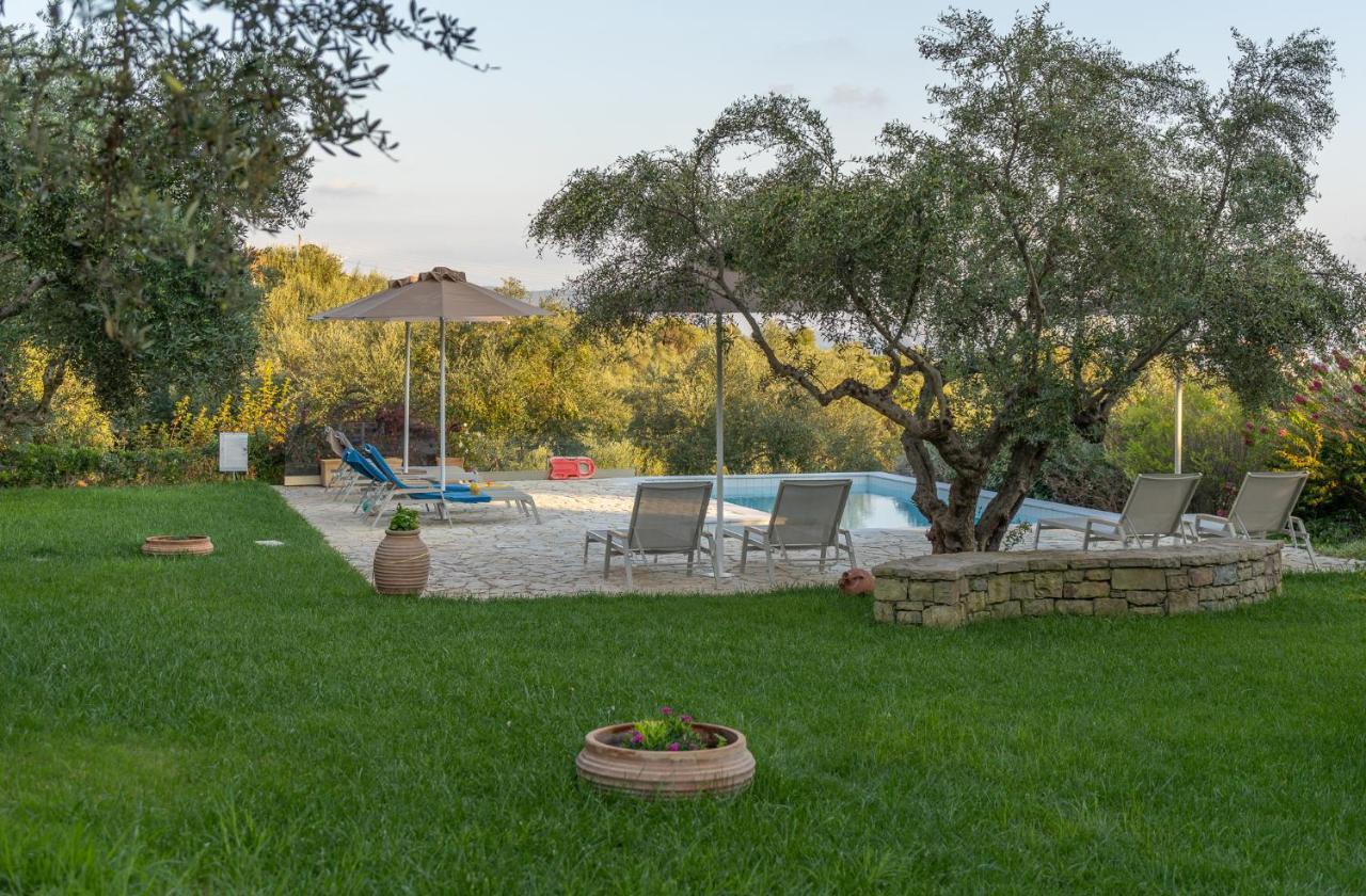 Abelia Luxurious Villas Finikounta Dış mekan fotoğraf